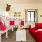 In - Nuoro Villa Orosei