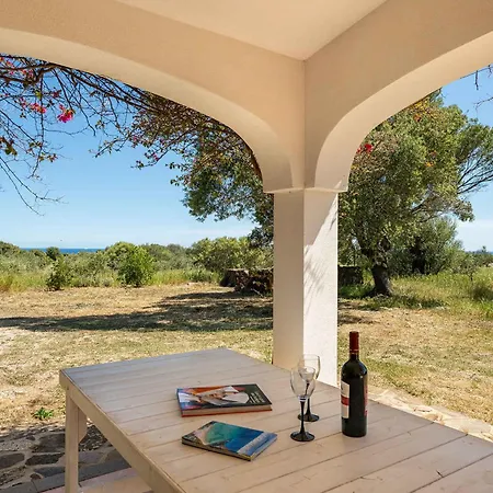 ヴィラ In - Nuoro *