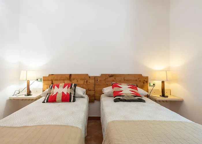 In - Nuoro Villa *